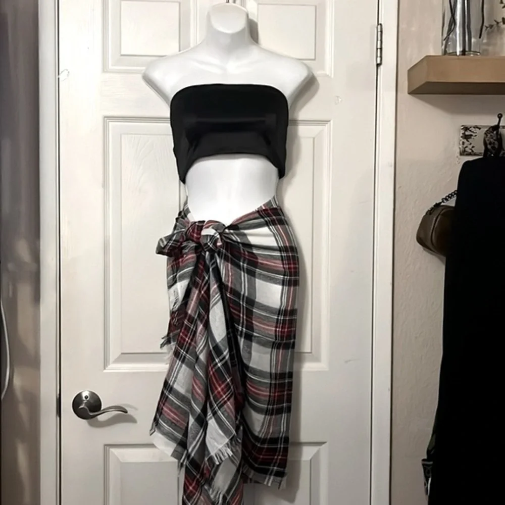 Naturally Knotty Red Black White & Blue Tartan Plaid Scarf Shawl Coverup